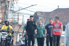 Tinjau Fasum, Sekda Palembang Aprizal Hasyim Terapkan Program Anti Mager dengan Jalan Kaki