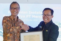 Komitmen PT Merck Tbk Untuk Energi Terbarukan Instalasi Panel Surya Fotovoltaik