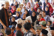 Safari Politik, Ganjar Silaturahmi dan Berdiskusi Bersama Warga Muba