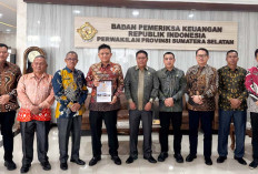 Pengelolaan Keuangan OKU Timur Terbaik