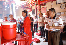 Menengok Khidmatnya Perayaan HUT Buddha Sakyamuni di Kelenteng Liong Toh Kiong Marga Theng