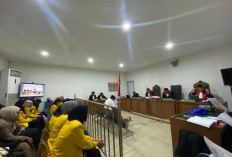 Penuh Haru, Amin Mansur dan Yudi Herzandi Sampaikan Pledoi Depan Majelis Hakim