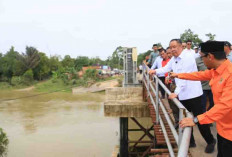 Pastikan Jembatan Sungai Menang Dibangun Kembali pada 2027