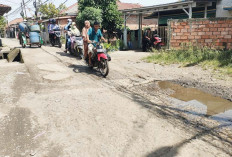 Sebagain Jalan Gotong Royong Kertapati Berlubang