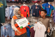 Beda Cerita, Berbahagia Bersama Anak-Anak Juara Rumah Zakat Palembang Belanja Baju Lebaran