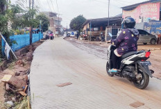 Akhirnya Jalan Depan SD Negeri 14 Tanjung Barangan di Cor Beton