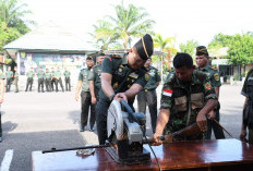 Korem 044/Gapo, 65 Senjata Api Rakitan Ilegal Milik Warga Secara Sukarela di Musnahkan