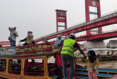  Jelajah Sungai Musi dengan Ketek Wisata   