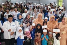 Kemenag Sumsel Bagikan 5000 Paket Lebaran Yatim