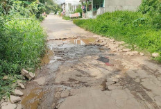 Lubang Jalan Semakin Membesar