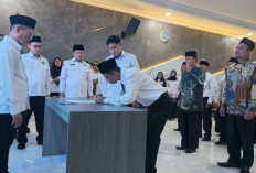 Syafitri Irwan Lantik Pejabat Baru, Tingkatkan Layanan KUA dan Humas