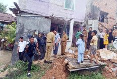 Bupati PALI Kunjungi Korban Longsor, Tawarkan Revitalisasi atau Relokasi