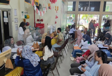 Dukcapil Tersedia Stok 12 Ribu KTP, Warga Kelurahan Pemekaran Bisa Urus Pindah Alamat