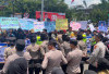 Personel Gabungan Amankan Aksi Damai Warga Pematang Panggang 