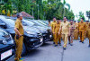 Bupati Muba Cek Fisik Puluhan Kendaraan Operasional Desa