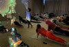 Keseruan Yoga Berkebaya di Santika Radial Palembang, Unik dan Pertama di Palembang