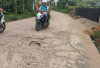 Lubang Besar di Jalan Gogokan Kito Talang Kepuh