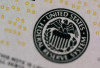 The Fed Pangkas Suku Bunga, Biaya PIinjaman dan  Arah Investasi Global Berubah
