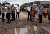 Bupati HM Toha Minta Percepatan Perbaikan Jalan penghubung Muba dan Mura