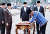 Wali Kota Palembang Lantik 1.560 PPPK Tahap II dan CPNS IPDN, Tegaskan Tak Ada Lagi Perbedaan Seragam ASN